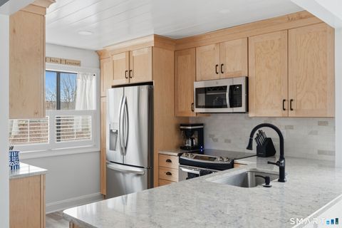 Tiny photo for 423 Heritage Village #A, Southbury, CT 06488 (MLS # 24147877)