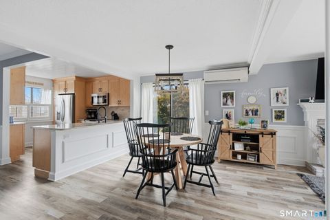 Tiny photo for 423 Heritage Village #A, Southbury, CT 06488 (MLS # 24147877)