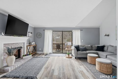 Tiny photo for 423 Heritage Village #A, Southbury, CT 06488 (MLS # 24147877)