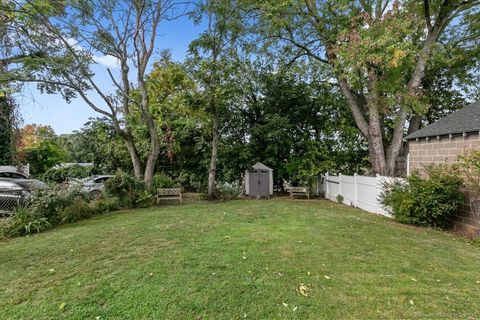 Tiny photo for 1090 Townsend Avenue, New Haven, CT 06512 (MLS # 24133658)