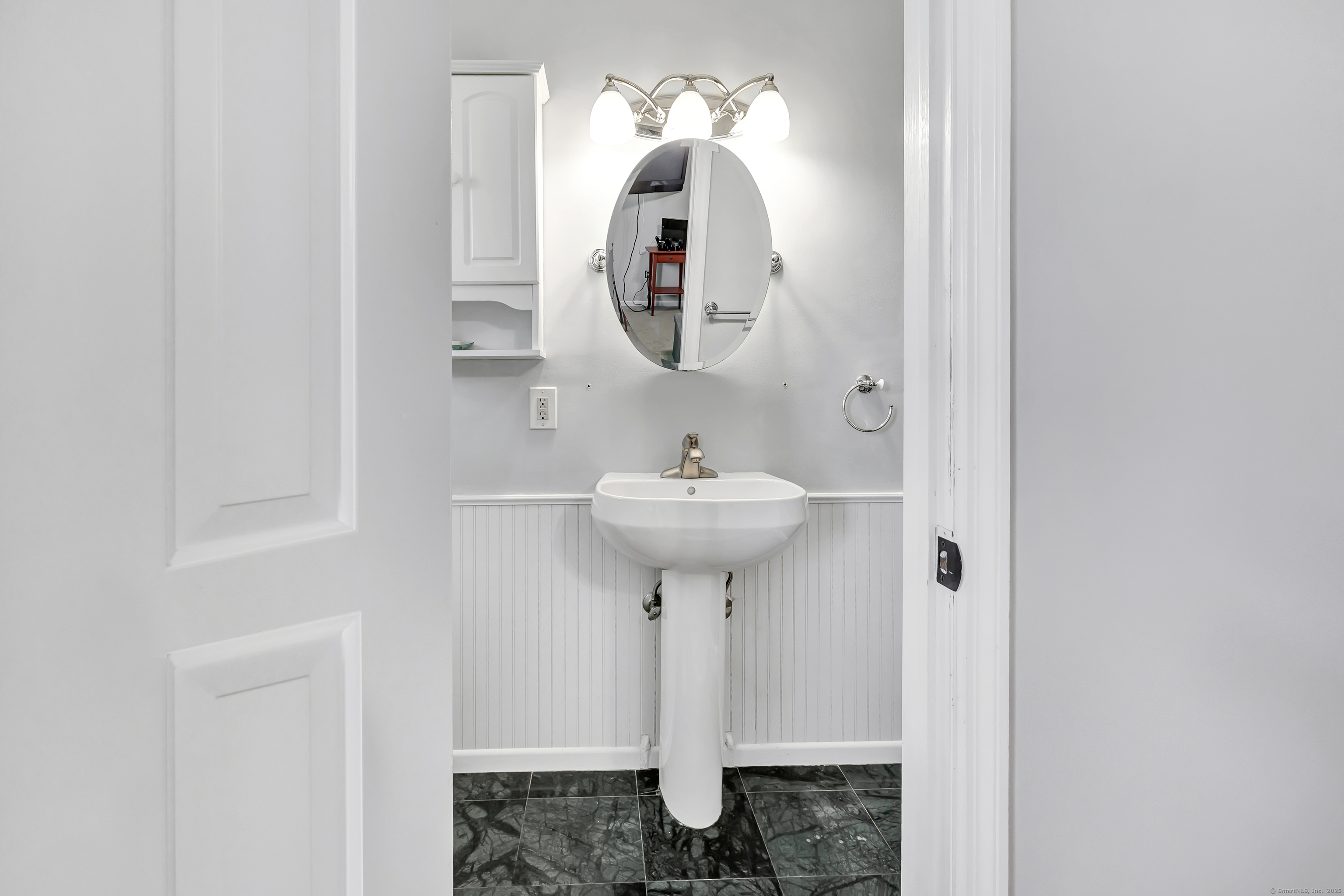 44 Columbus Place #2, Stamford, Connecticut image 17