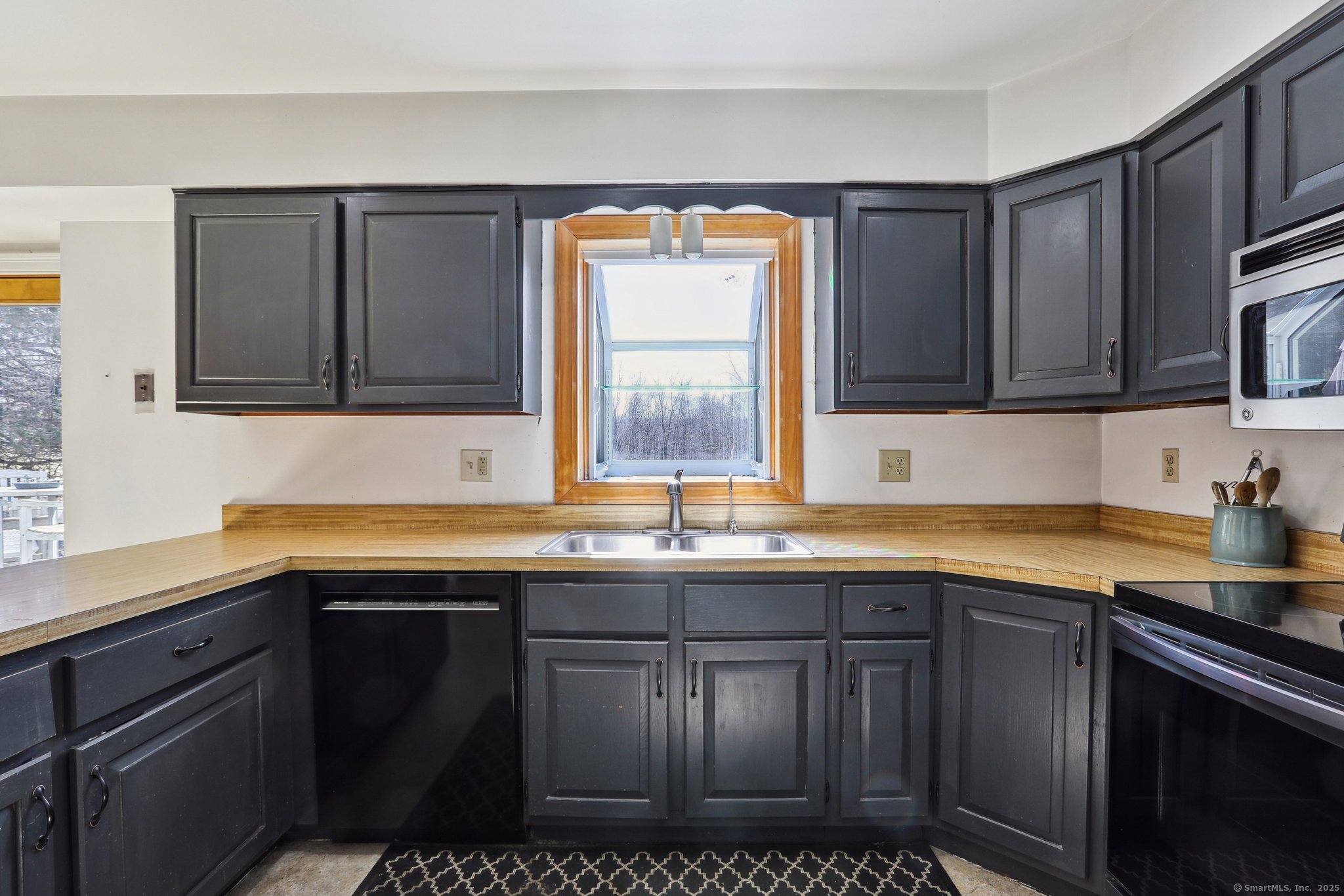 18 Revere Road, New Milford, Connecticut image 5