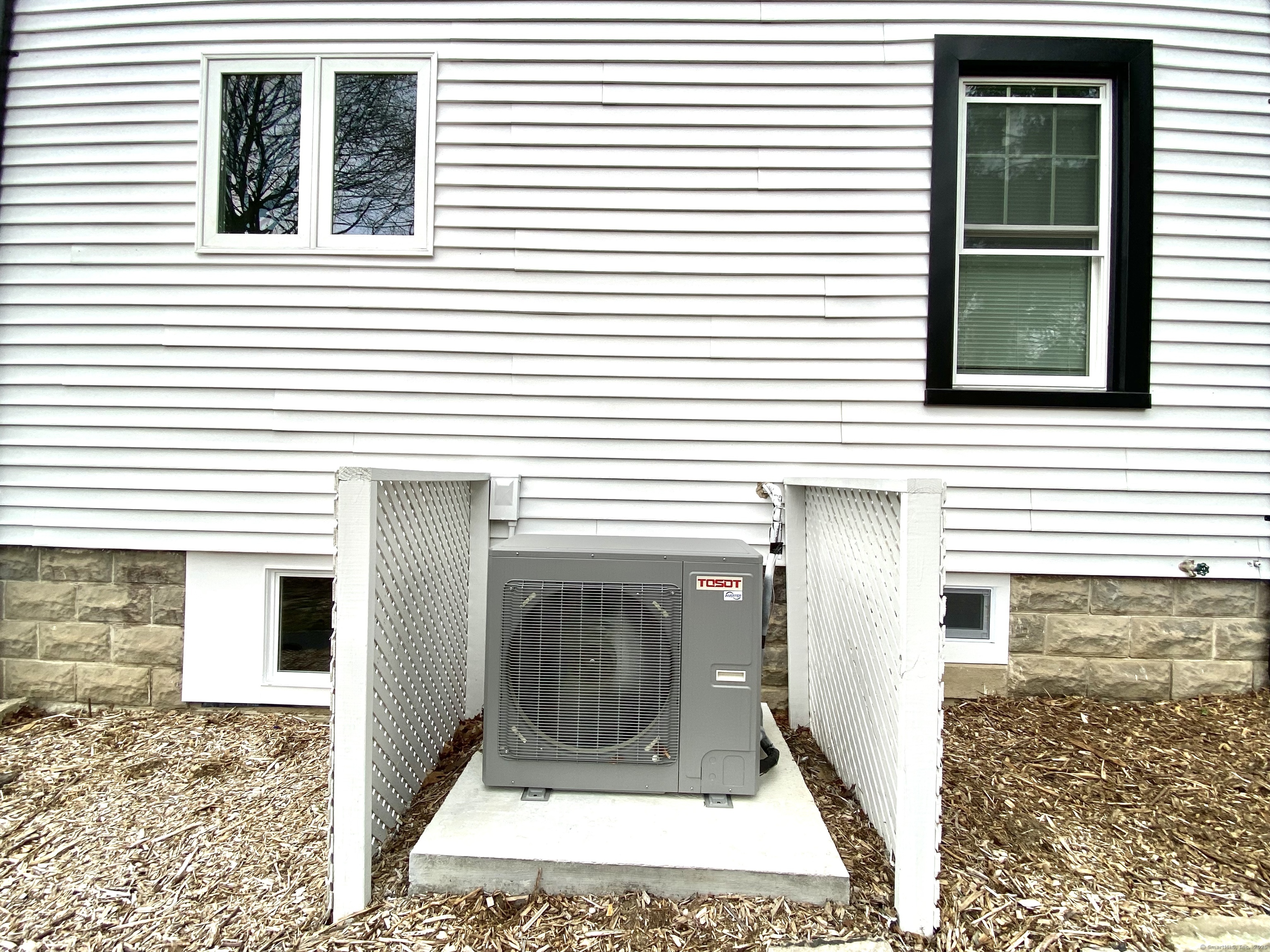 11 Charles Street, Torrington, Connecticut image 29
