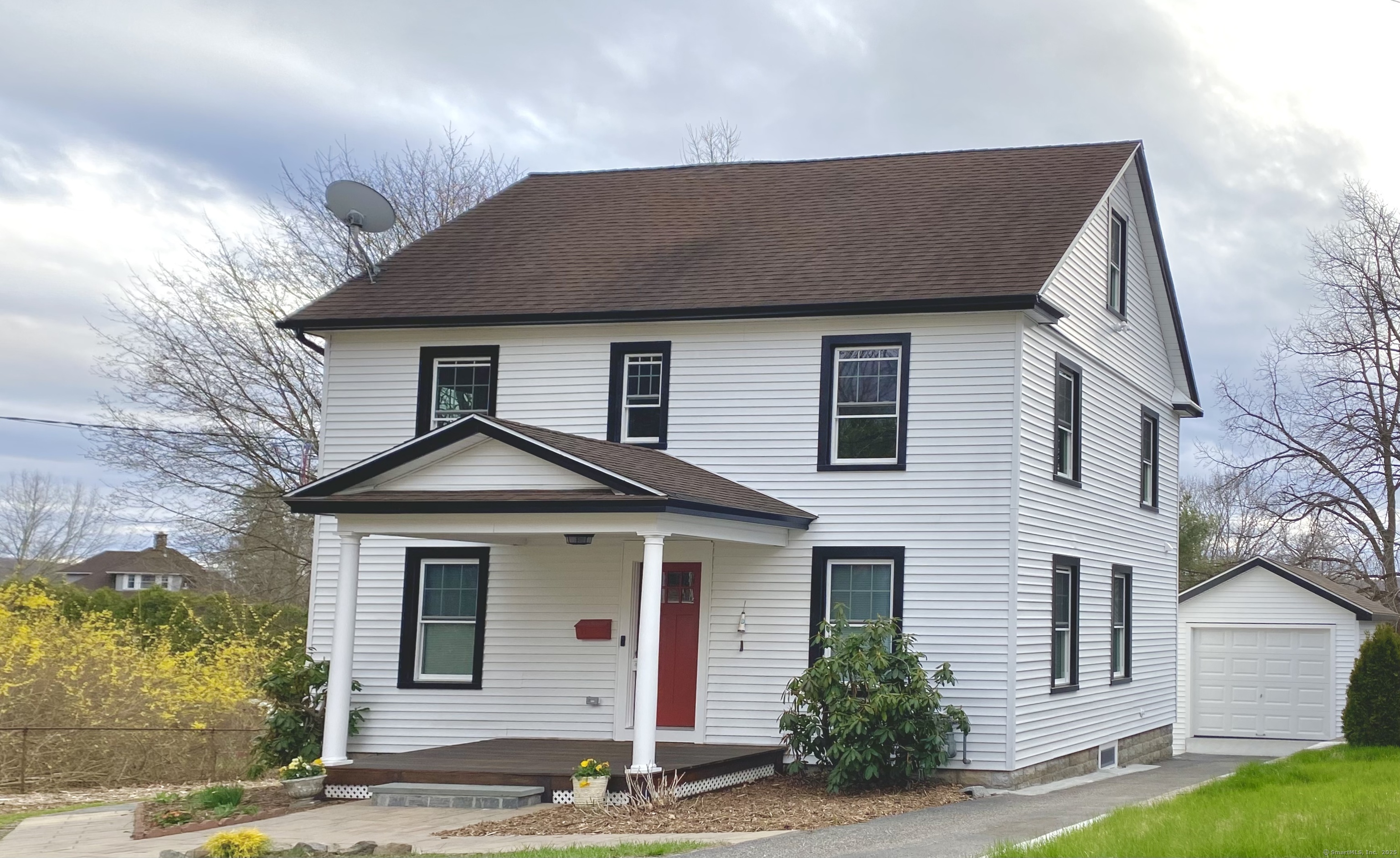 11 Charles Street, Torrington, Connecticut image 1