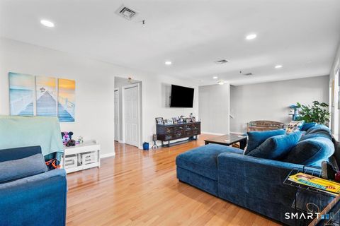 Tiny photo for 673 Quinnipiac Avenue #673, New Haven, CT 06513 (MLS # 24178097)