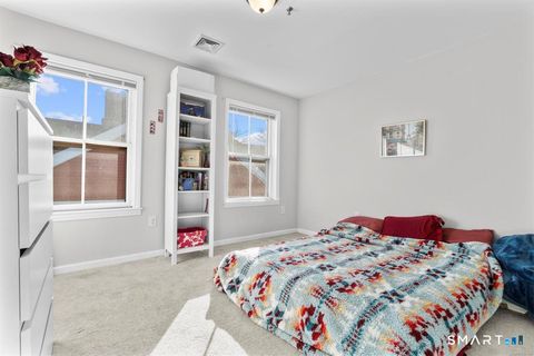 Tiny photo for 673 Quinnipiac Avenue #673, New Haven, CT 06513 (MLS # 24178097)