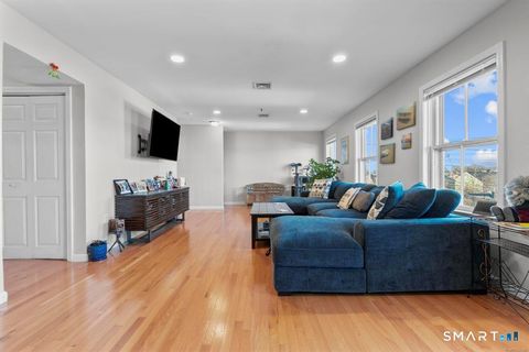 Tiny photo for 673 Quinnipiac Avenue #673, New Haven, CT 06513 (MLS # 24178097)