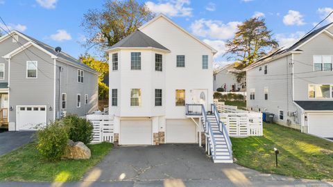 Photo of 39 Infield Street, Bridgeport, CT 06606 (MLS # 24132827)