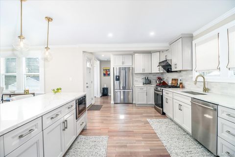 Tiny photo for 1073 Shippan Avenue, Stamford, CT 06902 (MLS # 24161501)