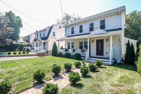 Tiny photo for 1073 Shippan Avenue, Stamford, CT 06902 (MLS # 24161501)