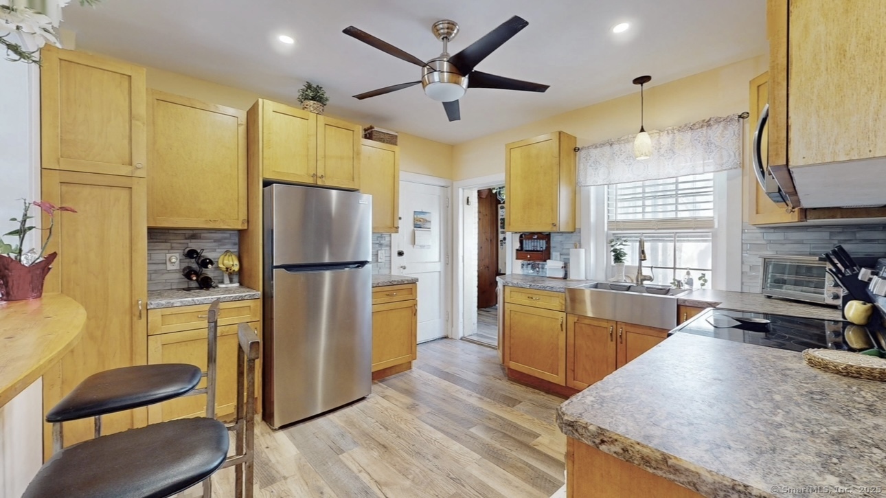610 Wilmot Avenue #4, Bridgeport, Connecticut image 5