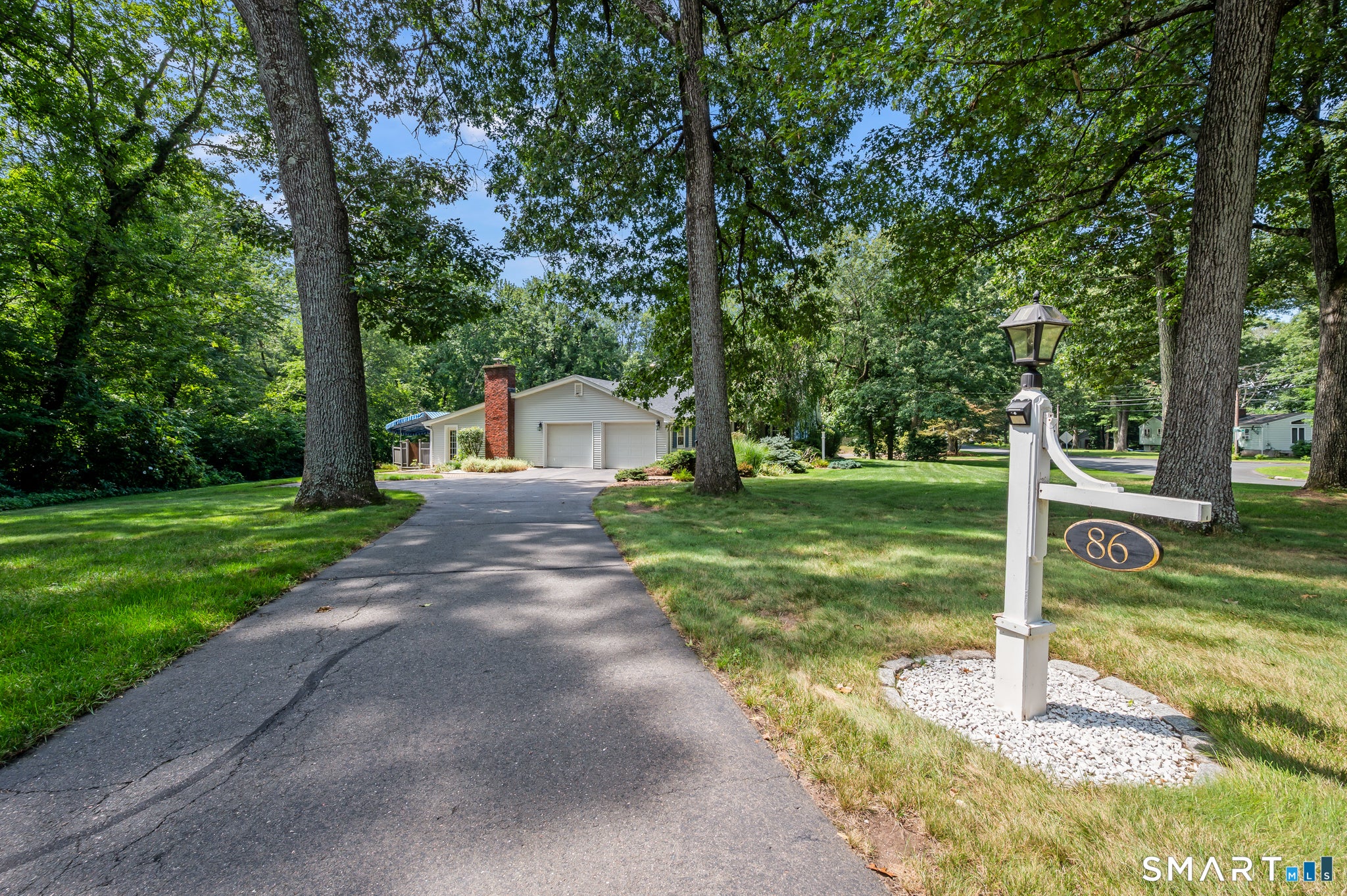 86 Knollwood Drive