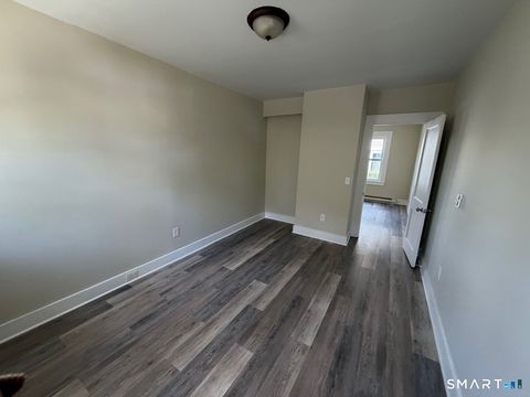 Tiny photo for 35 Ninth Avenue #1R, Danbury, CT 06810 (MLS # 24168093)