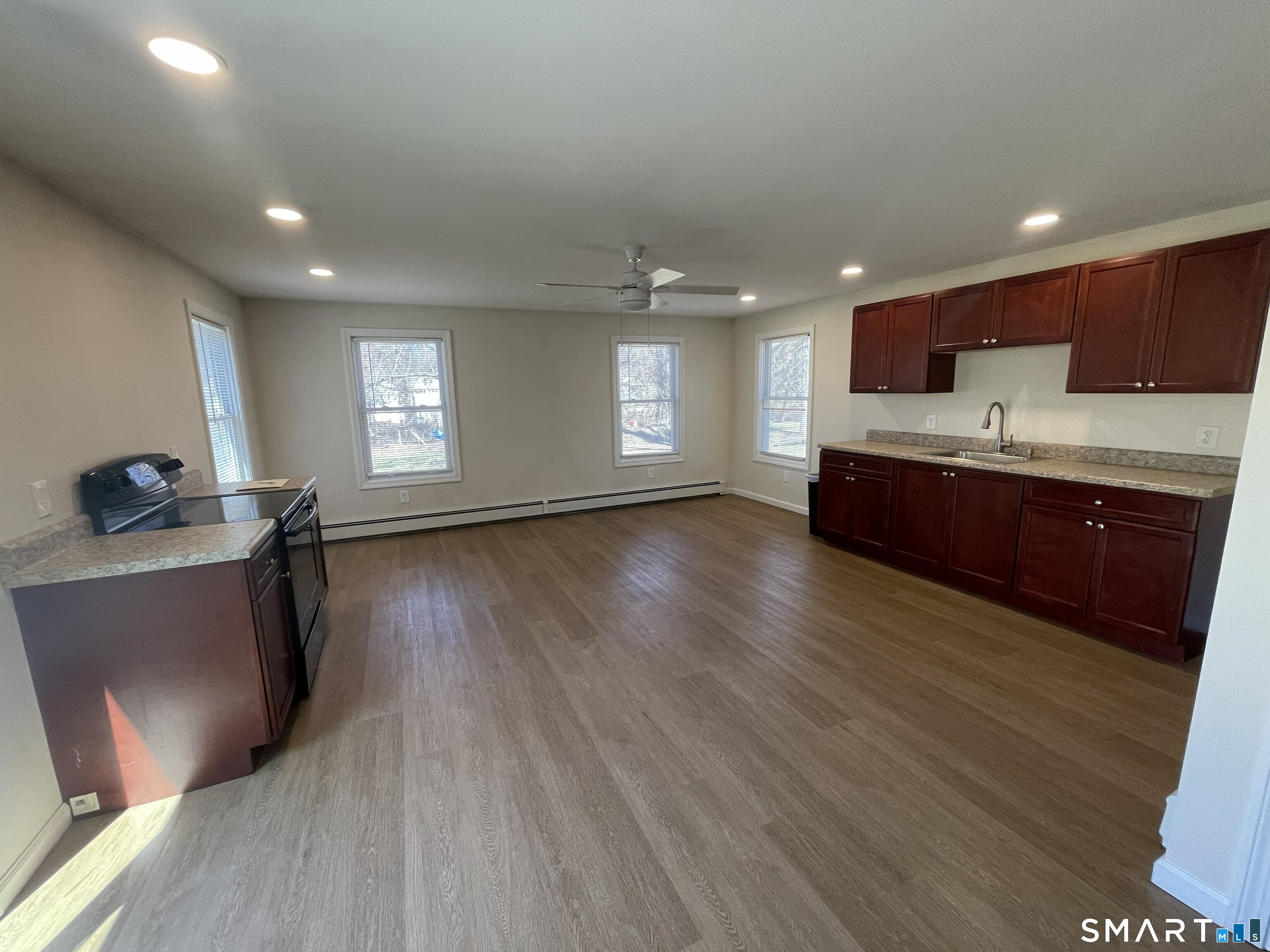 4 Pleasant Street