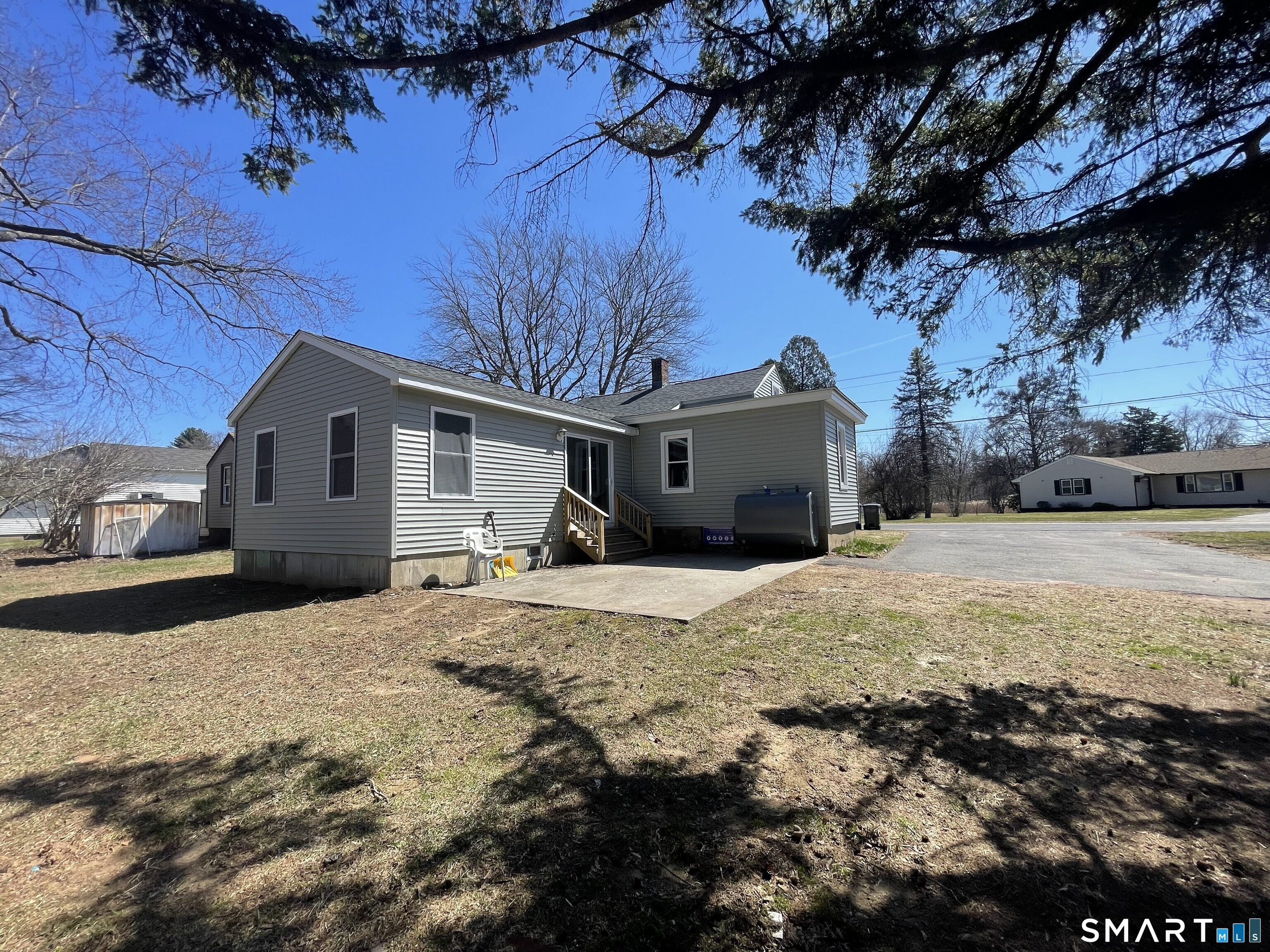 4 Pleasant Street