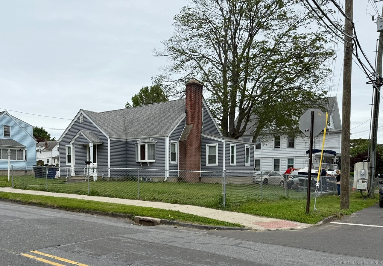 240 Beechmont Avenue, Bridgeport, Connecticut image 1