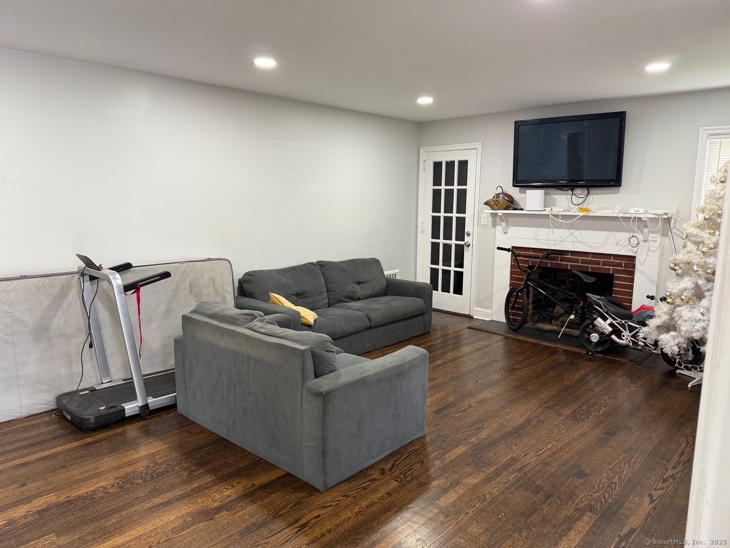 240 Beechmont Avenue, Bridgeport, Connecticut image 13