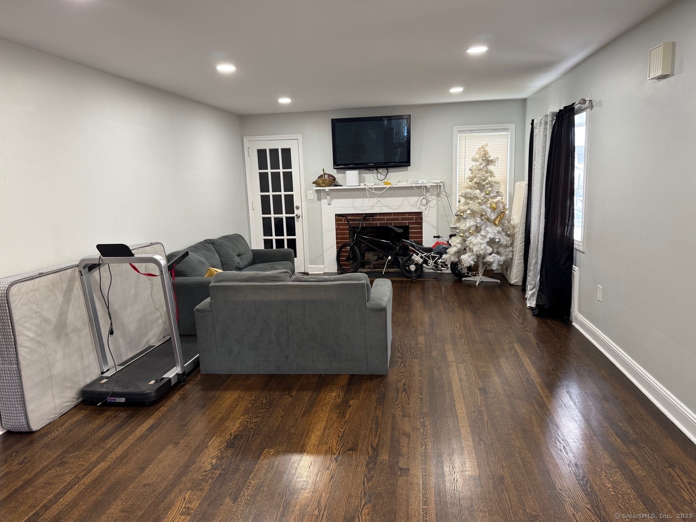 240 Beechmont Avenue, Bridgeport, Connecticut image 11