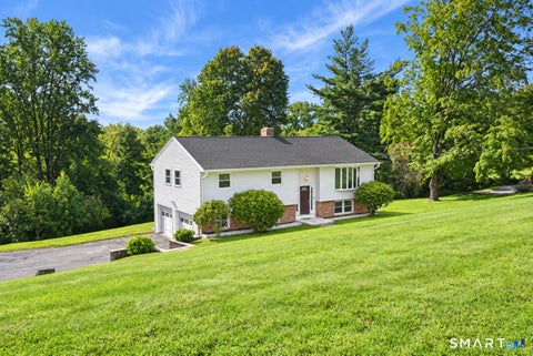 Photo of 3 Holly Lane, Brookfield, CT 06804 (MLS # 24205393)