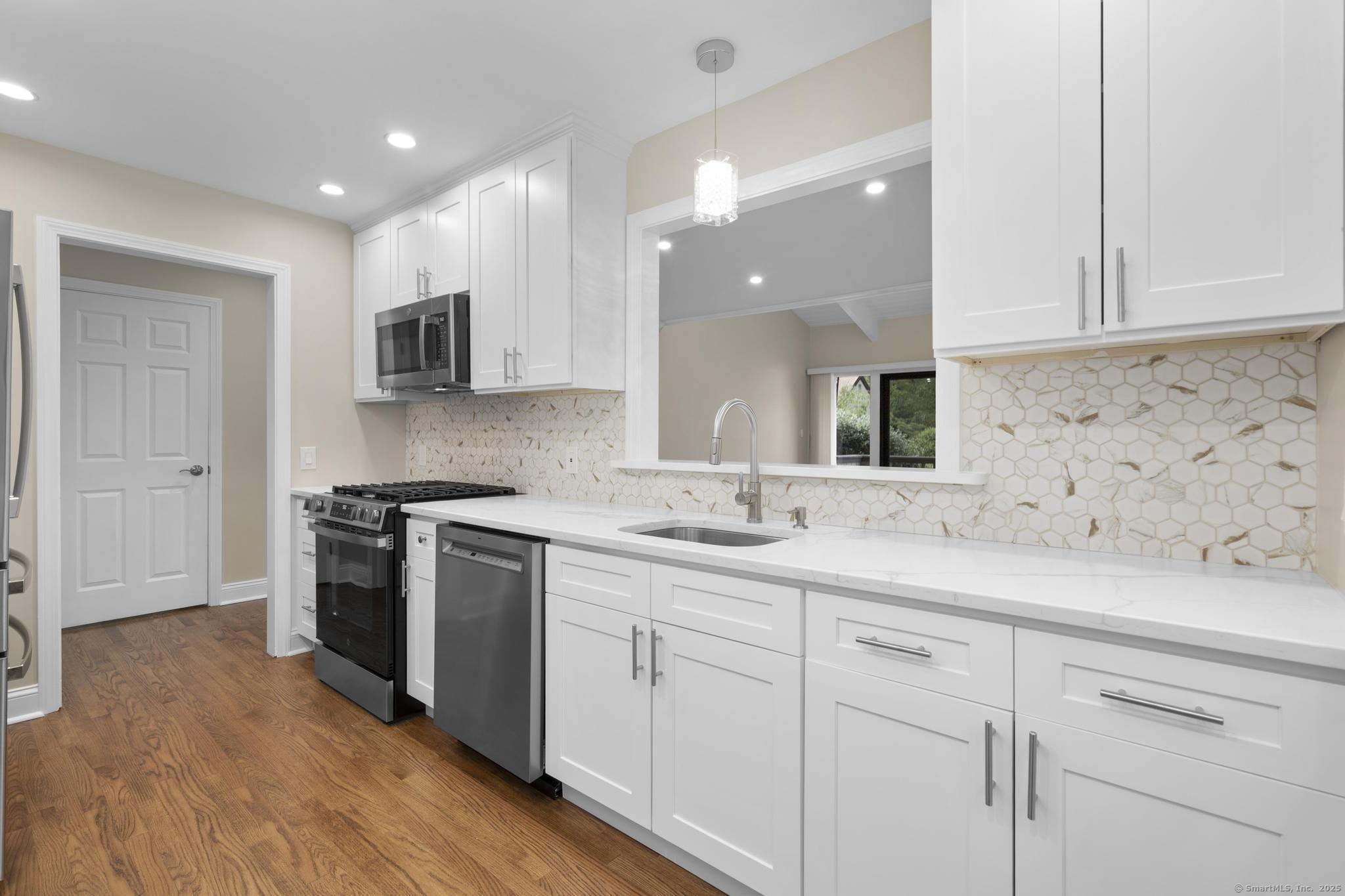 513 Opa Lane B