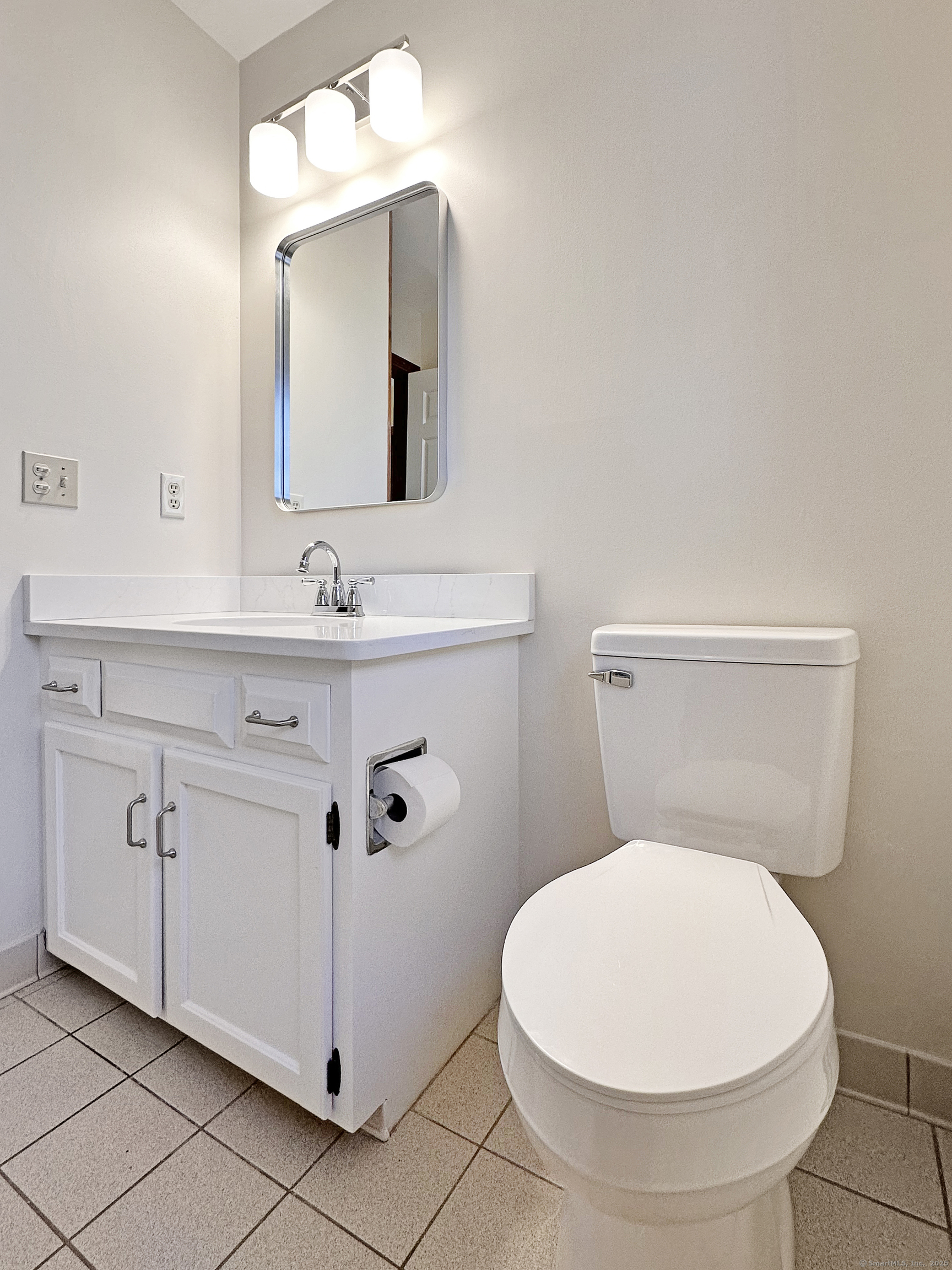 26 Deer Run Trail, Manchester, Connecticut image 23