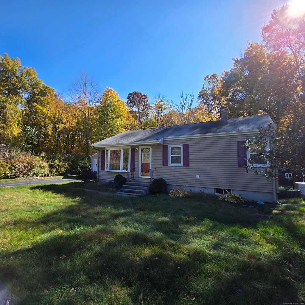 Photo of 6 Hilltop Lane, Columbia, CT 06237 (MLS # 24134255)