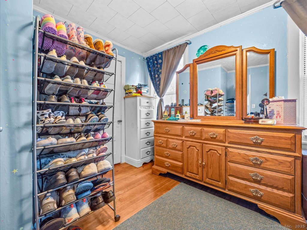 68 Raymond Street, New London, Connecticut image 16