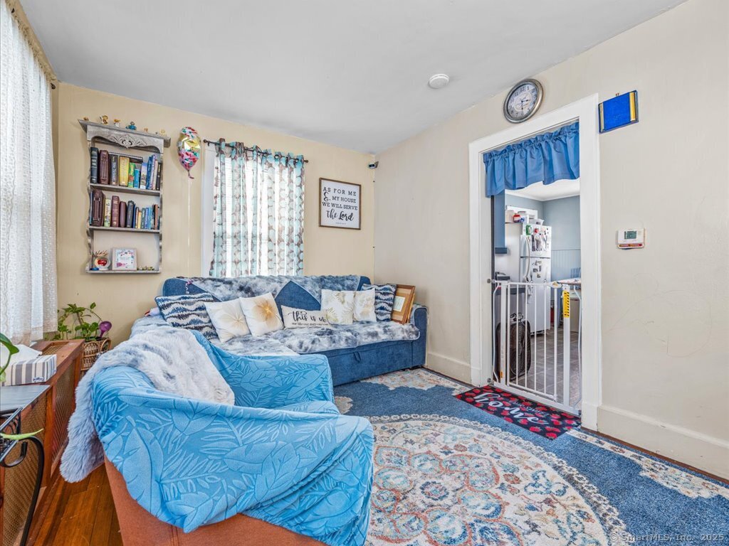 68 Raymond Street, New London, Connecticut image 8