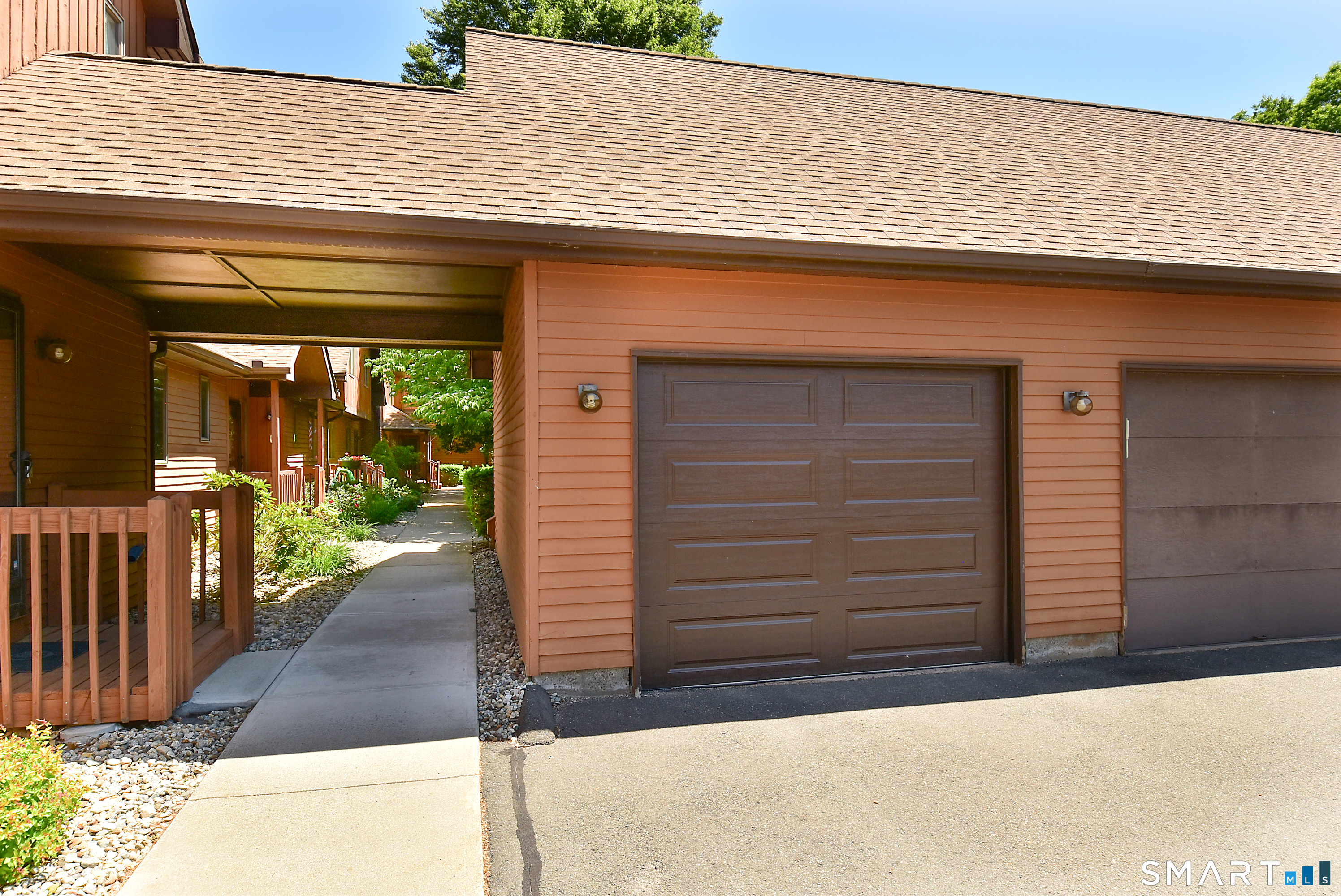 105 Maple Avenue 5