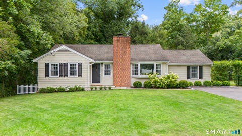 Homes For Sale - 19 Alvin Drive<br/> Norwalk, CT 06850