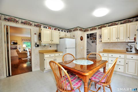 Tiny photo for 15 Bridgewater Common #15, Bridgewater, CT 06752 (MLS # 24191405)