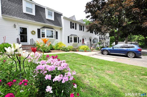 Photo of 15 Bridgewater Common #15, Bridgewater, CT 06752 (MLS # 24191405)