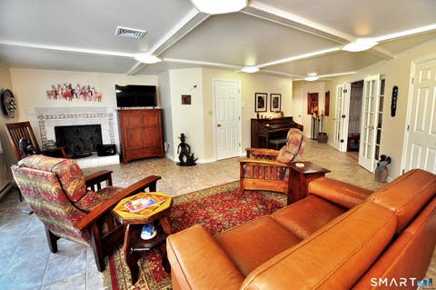 Tiny photo for 15 Bridgewater Common #15, Bridgewater, CT 06752 (MLS # 24191405)