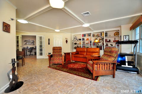 Tiny photo for 15 Bridgewater Common #15, Bridgewater, CT 06752 (MLS # 24191405)