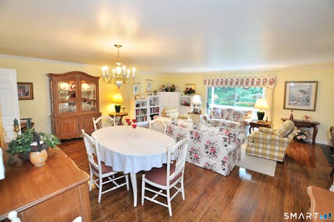 Tiny photo for 15 Bridgewater Common #15, Bridgewater, CT 06752 (MLS # 24191405)