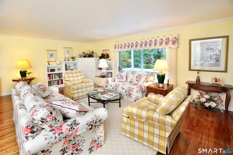 Tiny photo for 15 Bridgewater Common #15, Bridgewater, CT 06752 (MLS # 24191405)