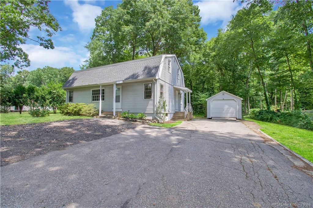 Property for Sale at 104 Woods Road, Mansfield, Connecticut - Bedrooms: 3 
Bathrooms: 2 
Rooms: 8  - $294,000