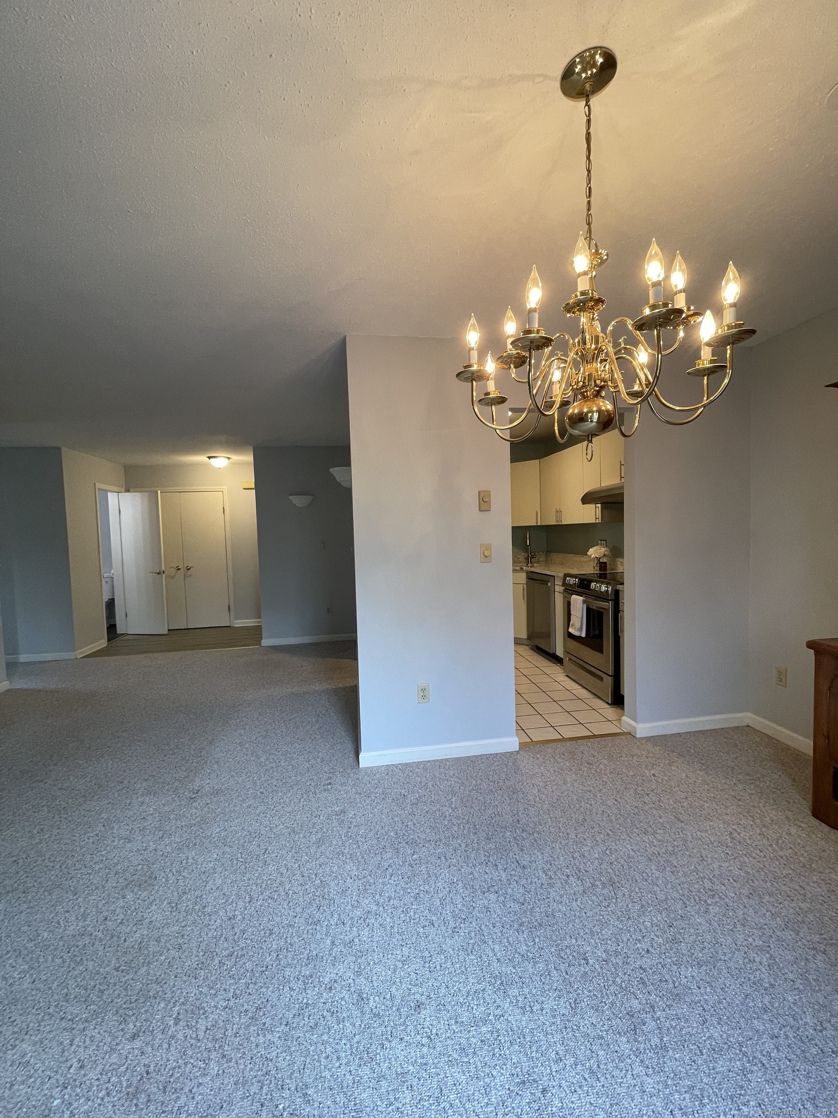 782 Oronoke Road #APT 33, Waterbury, Connecticut image 5
