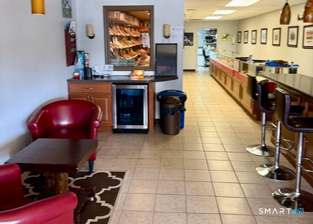 54 Hartford Turnpike Store #4