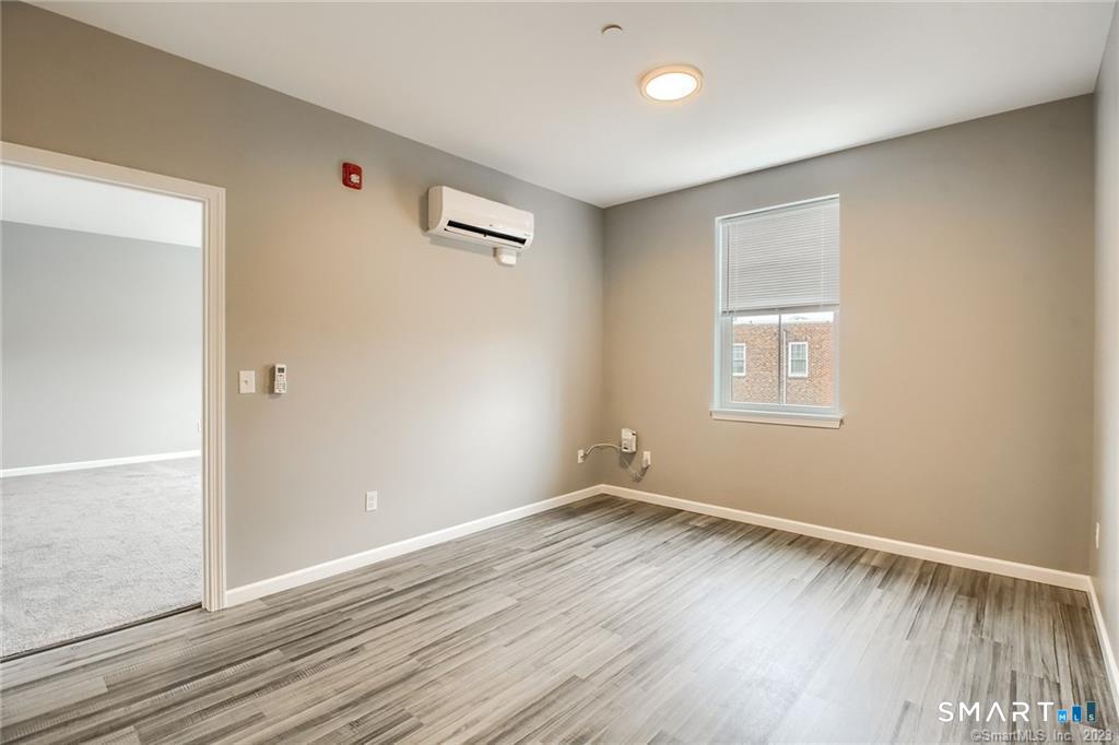 9 Steele Boulevard 201