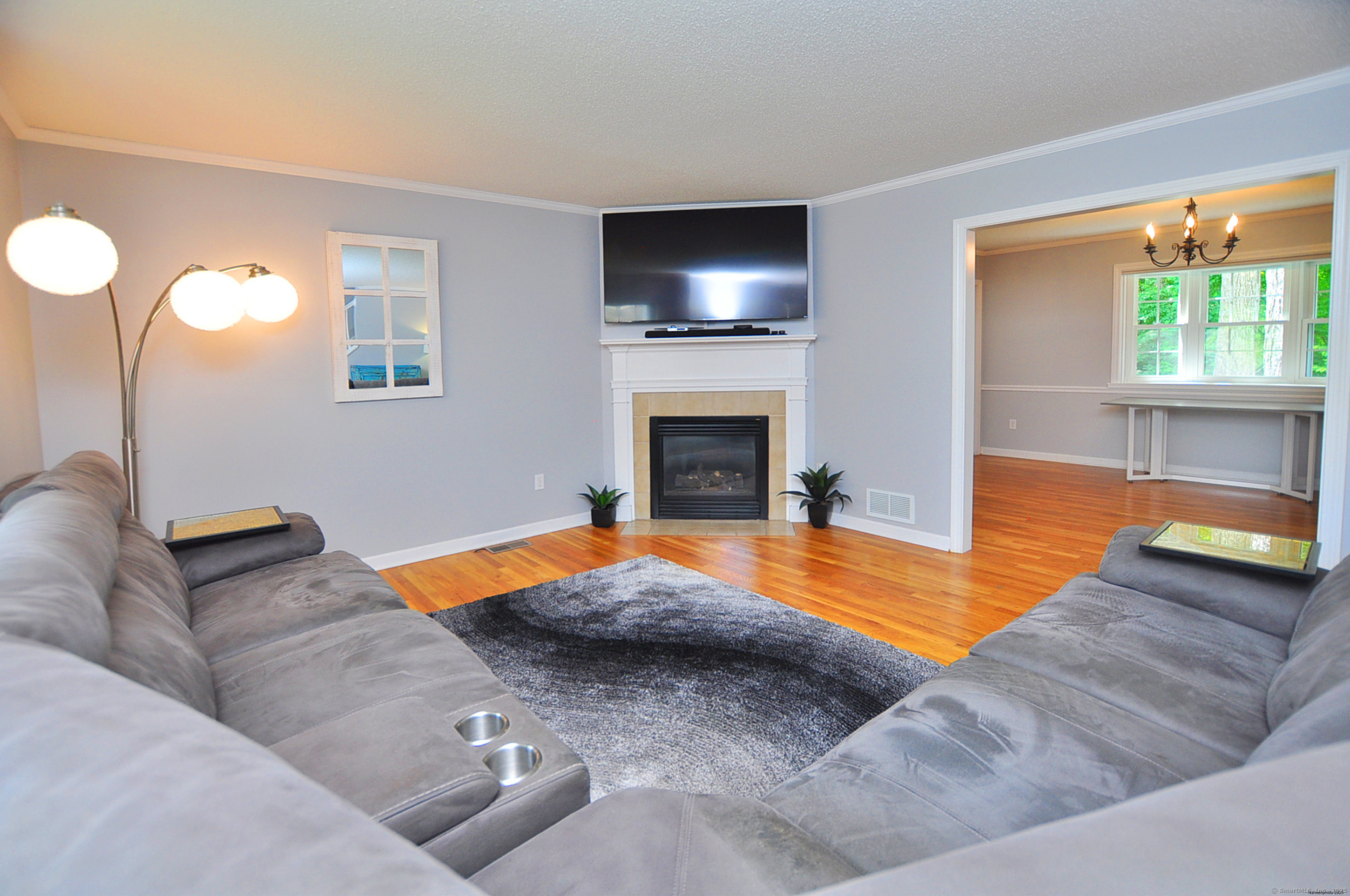 Canton, Connecticut 06019, United States, 2 Bedrooms Bedrooms, ,2 BathroomsBathrooms,Residential,Pending,188903