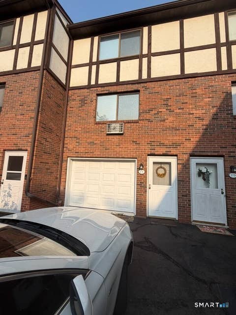 Photo of 181 Hicks Street #2C, Meriden, CT 06450 (MLS # 24199262)