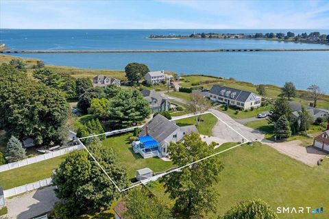 Homes For Sale - 4 Sheffield Cove Road<br/> Old Saybrook, CT 06475
