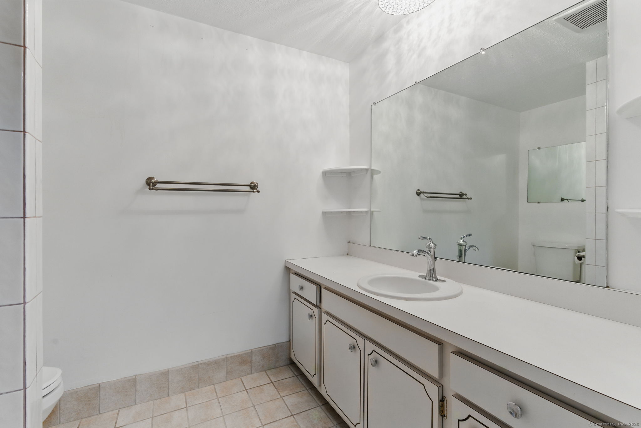 404 Cedar Hollow Drive #404, Rocky Hill, Connecticut image 24