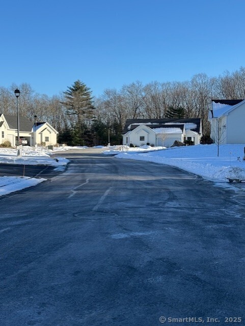 Property for Sale at Underwood Road 12, Putnam, Connecticut - Bedrooms: 1 
Bathrooms: 2 
Rooms: 6  - $410,000