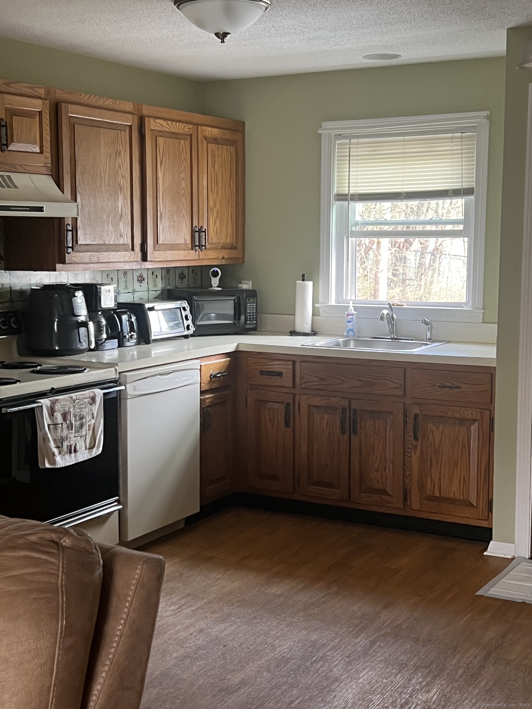 51 Mortimer Street #APT 9, Torrington, Connecticut image 11