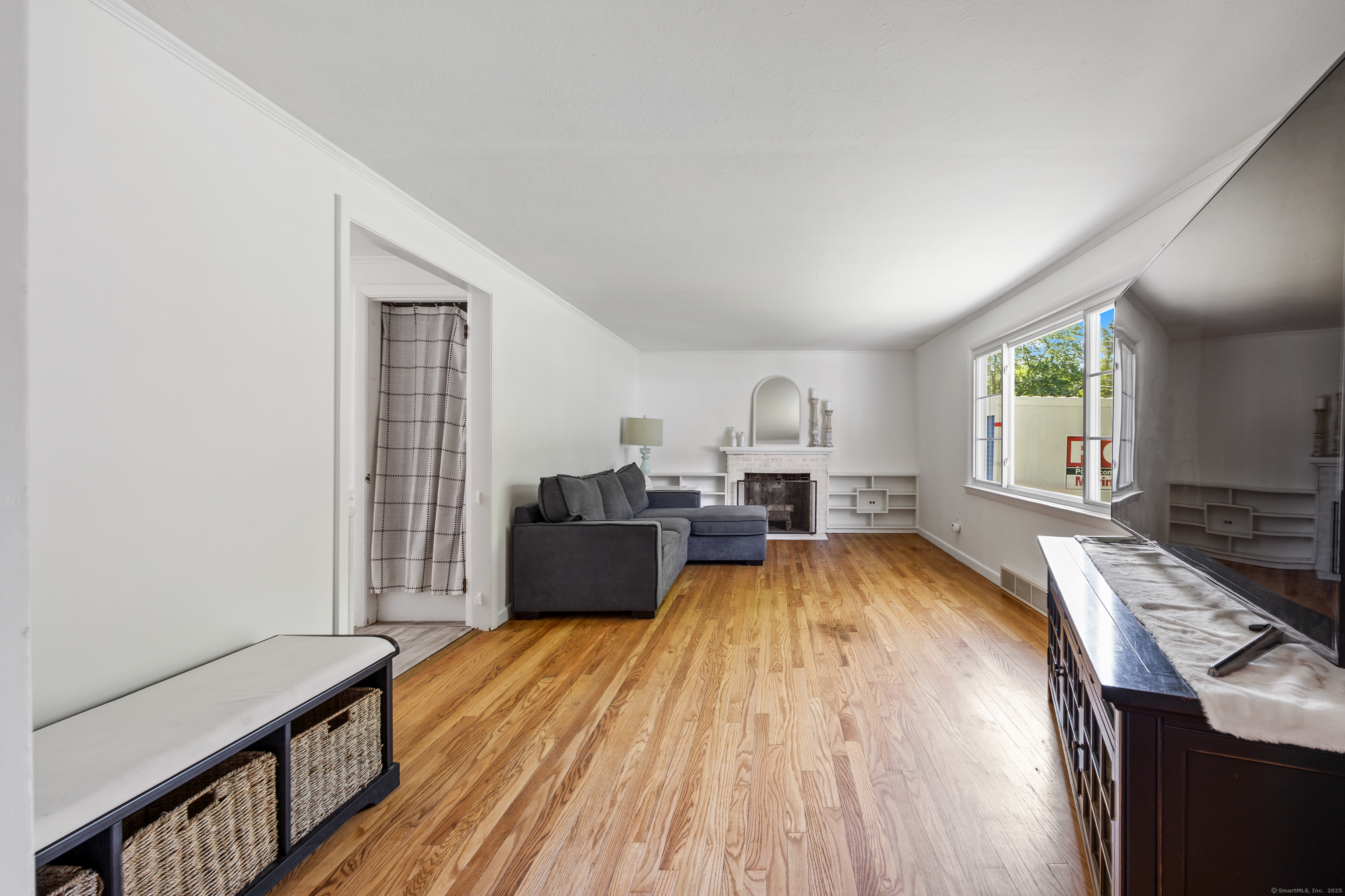 26 Clear Lake Road, North Branford, Connecticut image 4