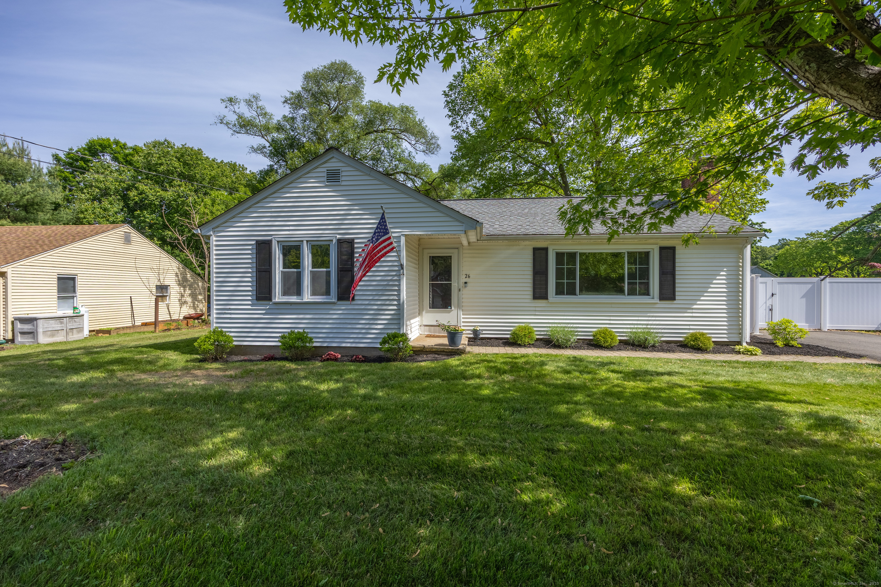 Property for Sale at Clear Lake Road, North Branford, Connecticut - Bedrooms: 3 
Bathrooms: 1 
Rooms: 5  - $369,900