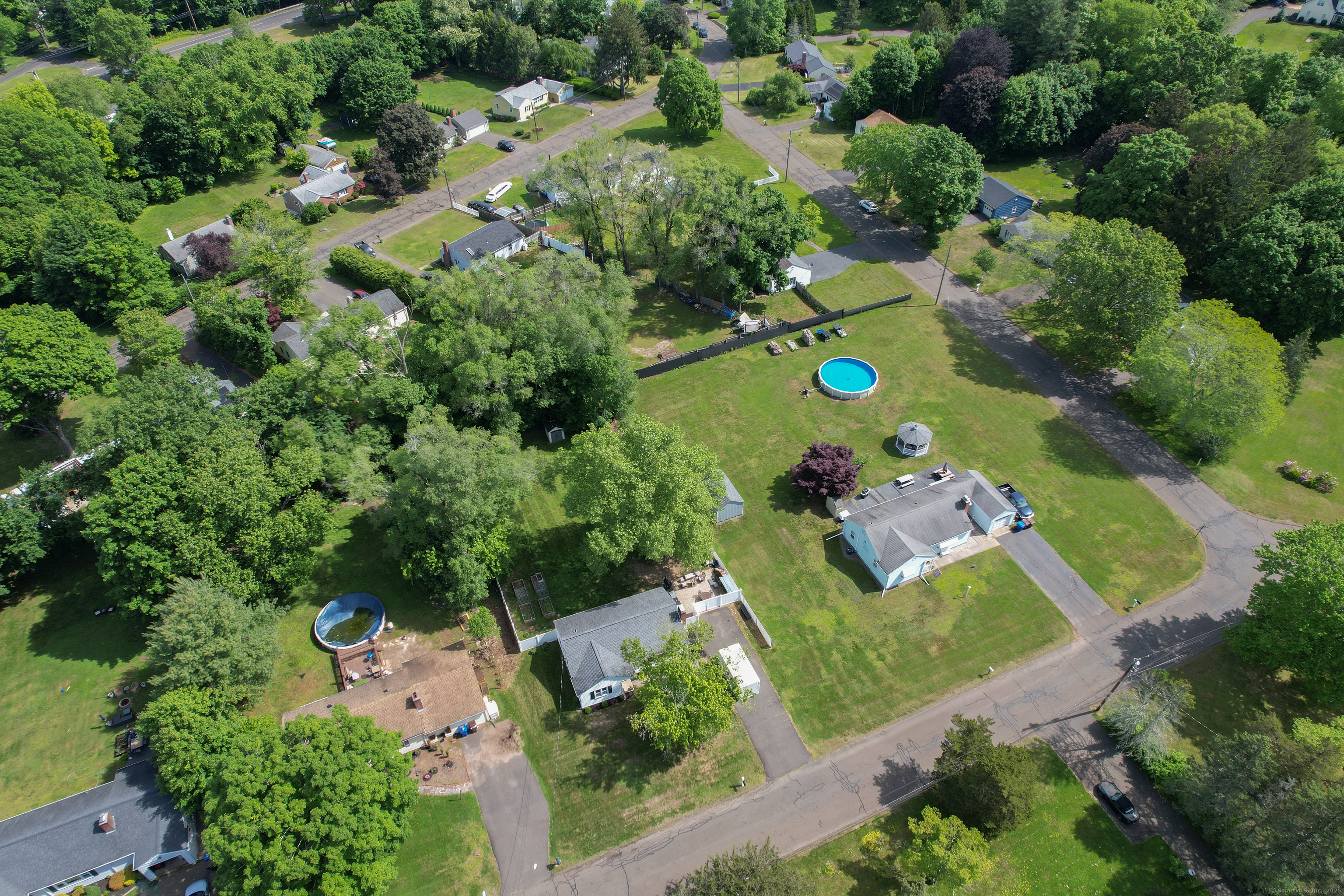 26 Clear Lake Road, North Branford, Connecticut image 32