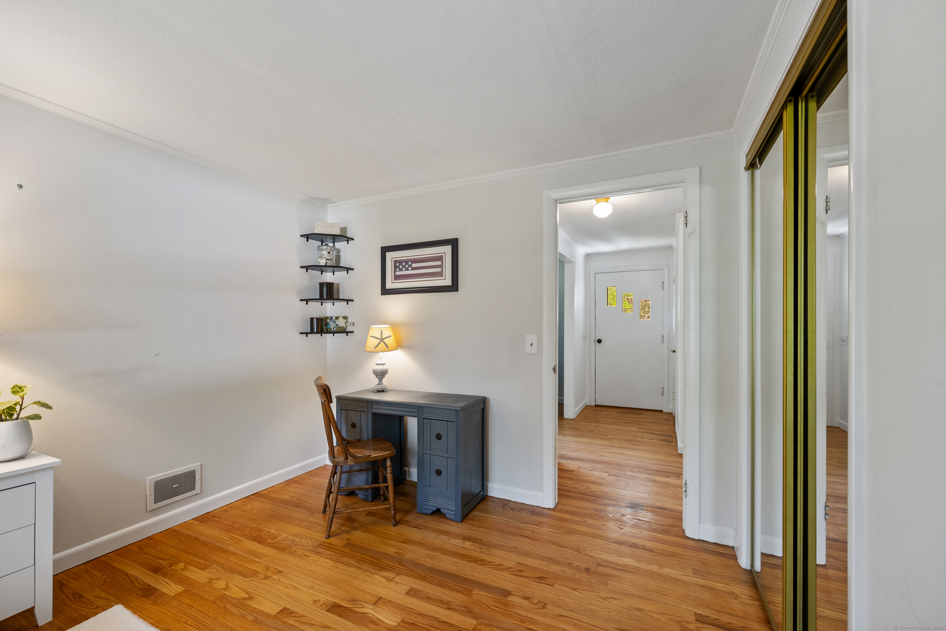 26 Clear Lake Road, North Branford, Connecticut image 21